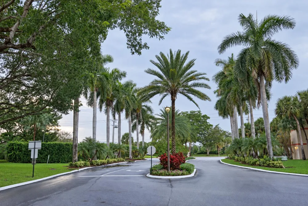 16500 Golf Club Road #301 Weston, FL 33326