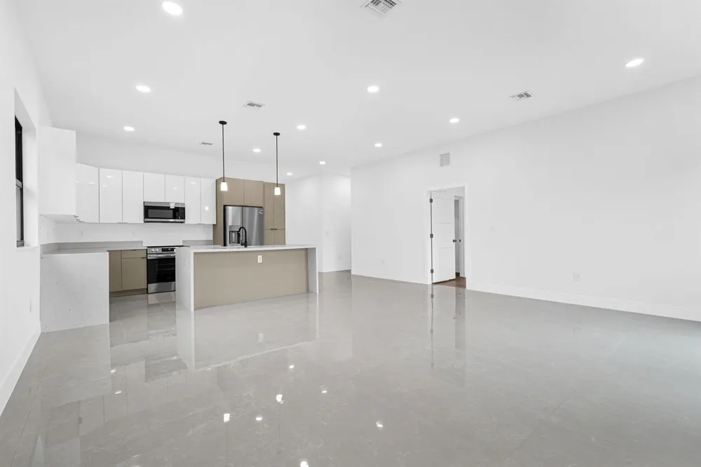 2540 NW 14TH COURT Fort Lauderdale, FL 33311