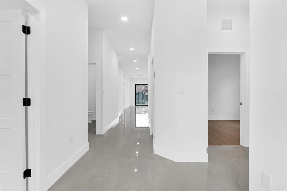 2540 NW 14TH COURT Fort Lauderdale, FL 33311