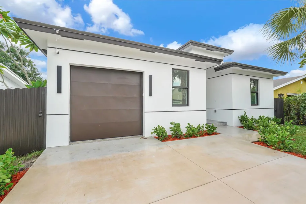 2540 NW 14TH COURT Fort Lauderdale, FL 33311