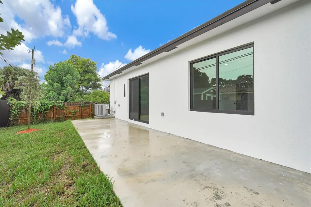 2540 NW 14TH COURT Fort Lauderdale, FL 33311