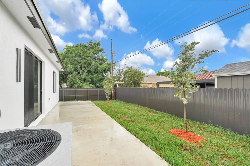 2540 NW 14TH COURT Fort Lauderdale, FL 33311