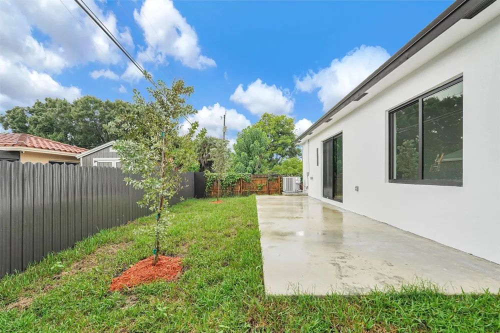 2540 NW 14TH COURT Fort Lauderdale, FL 33311