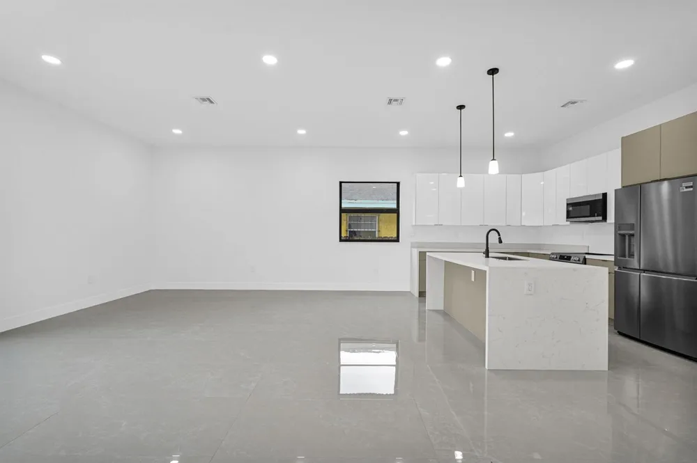 2540 NW 14TH COURT Fort Lauderdale, FL 33311