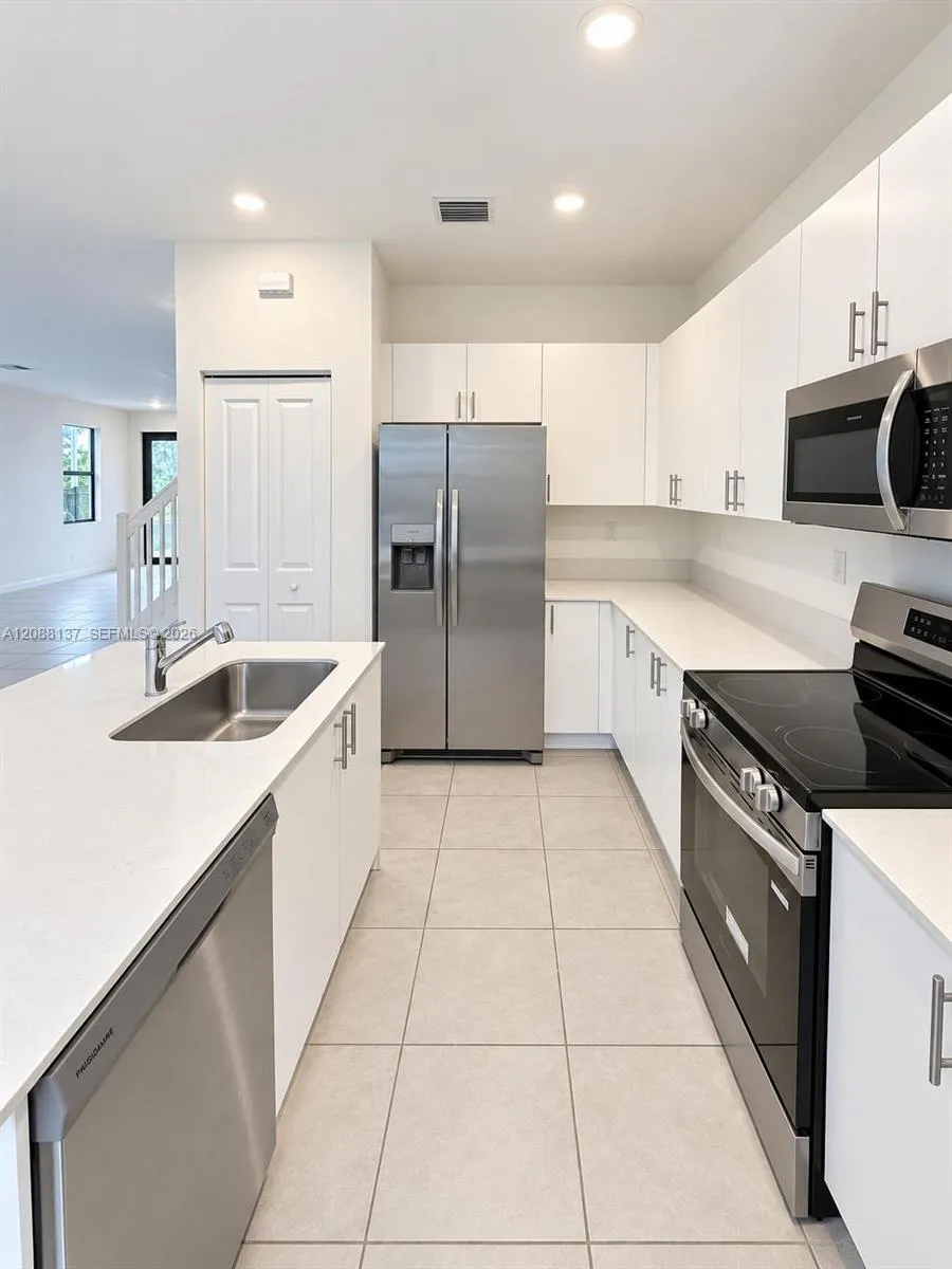 23185 SW 117th Path #0 Miami, FL 33170
