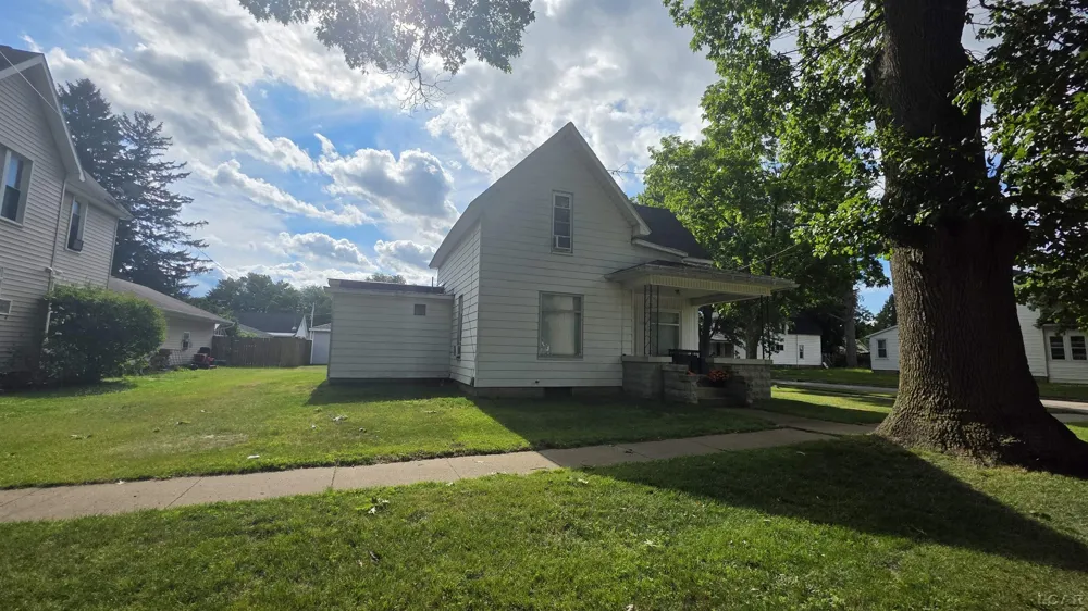 325 East Street Morenci City, MI 49256