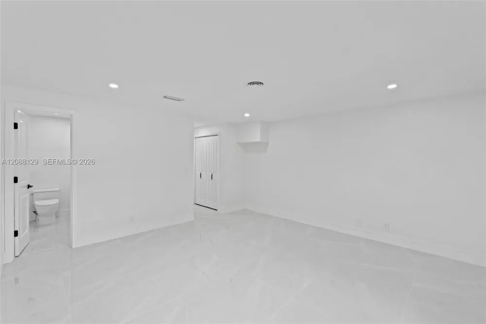 719 SW 25th Ave #719 Boynton Beach, FL 33435