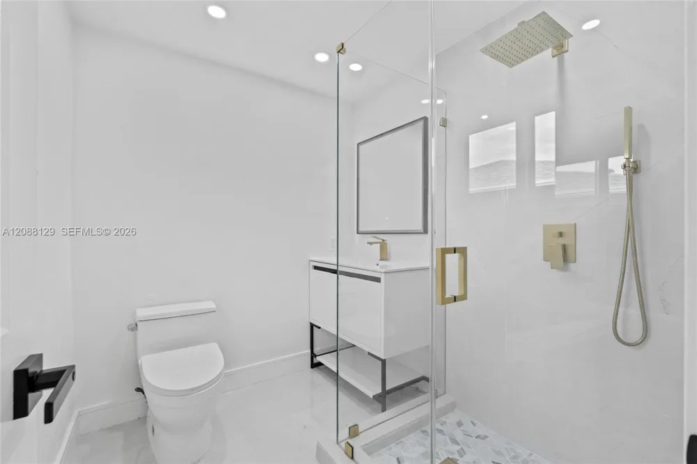 719 SW 25th Ave #719 Boynton Beach, FL 33435