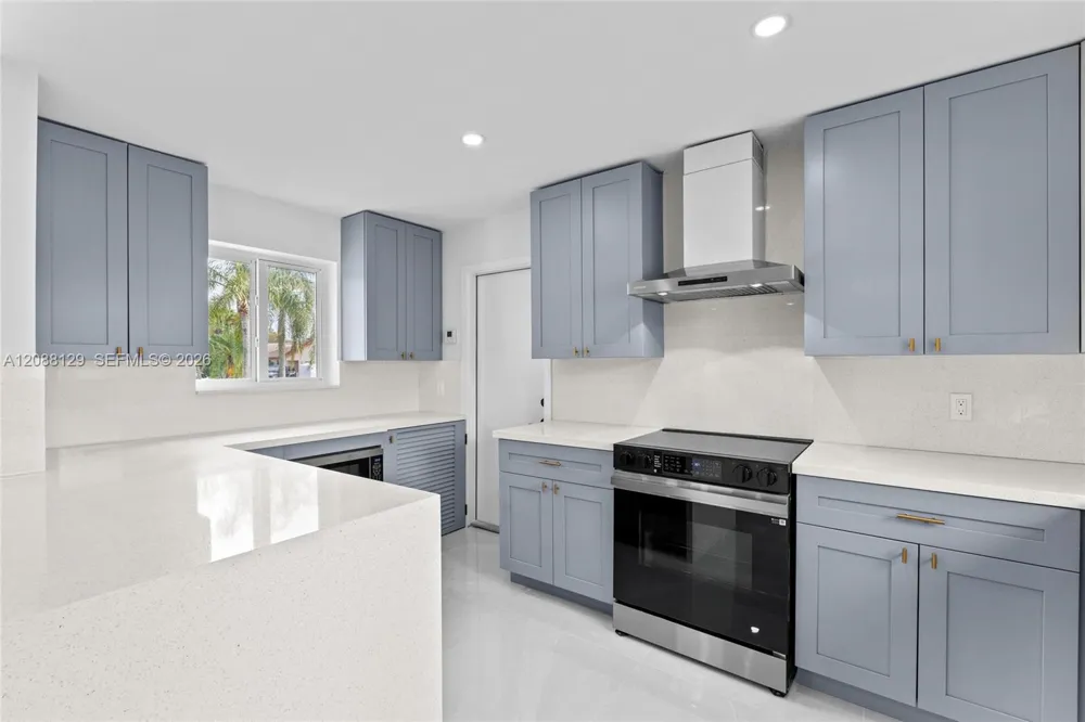 719 SW 25th Ave #719 Boynton Beach, FL 33435