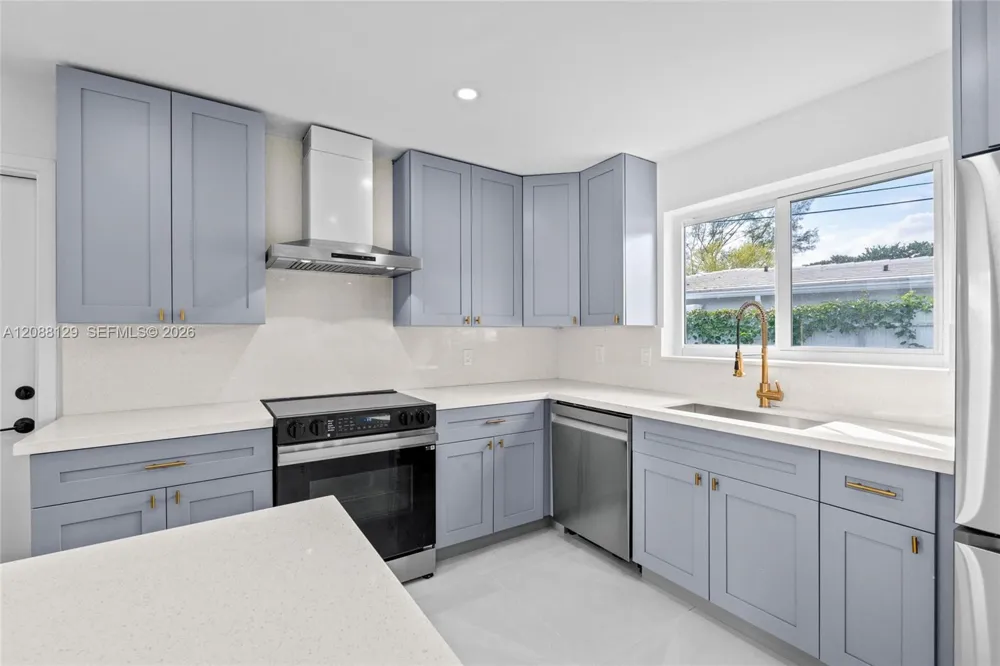 719 SW 25th Ave #719 Boynton Beach, FL 33435