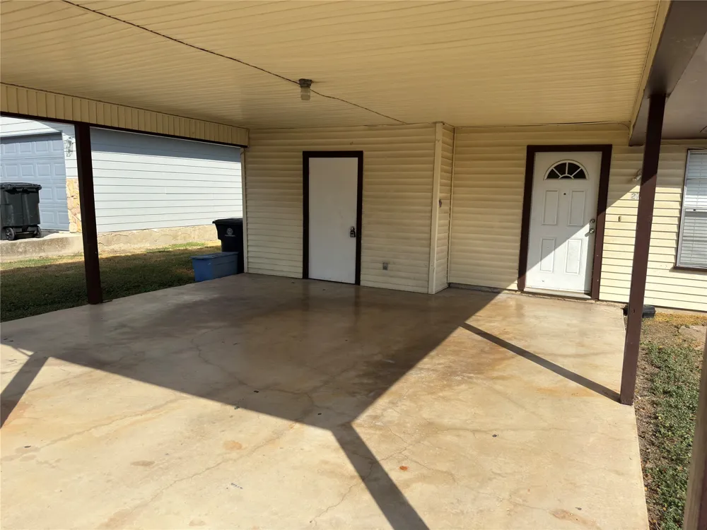 2745 Maple Tree Road New Braunfels, TX 78130