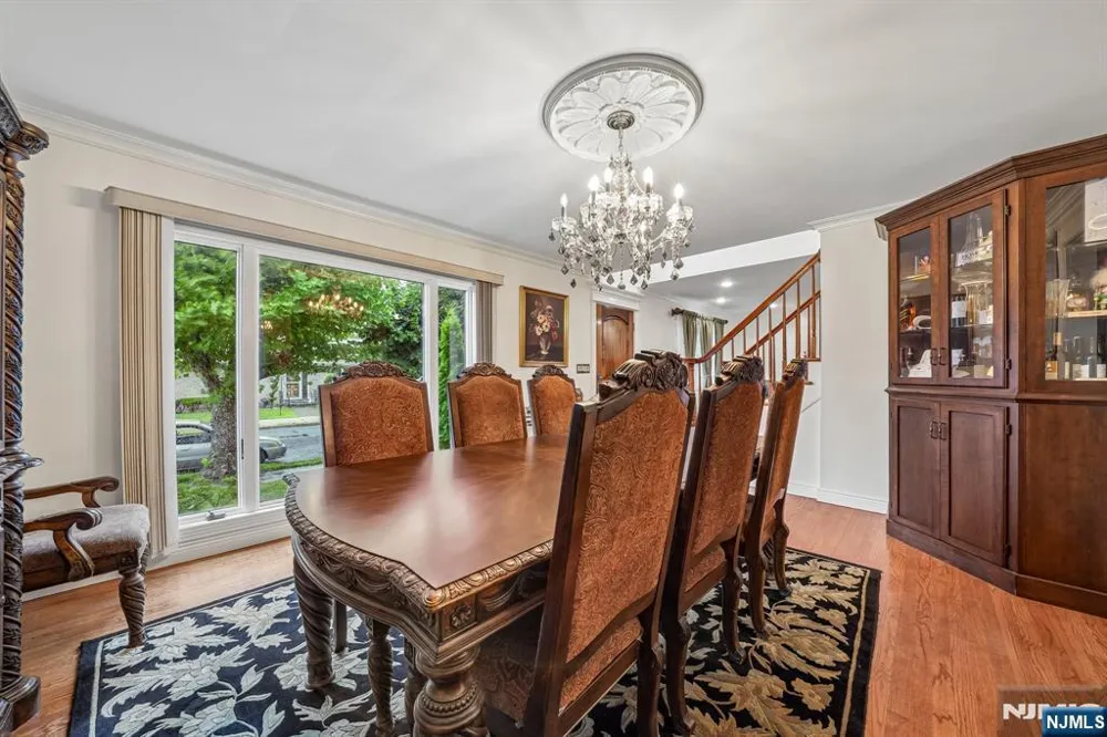 18 Gail Place Secaucus, NJ 07094
