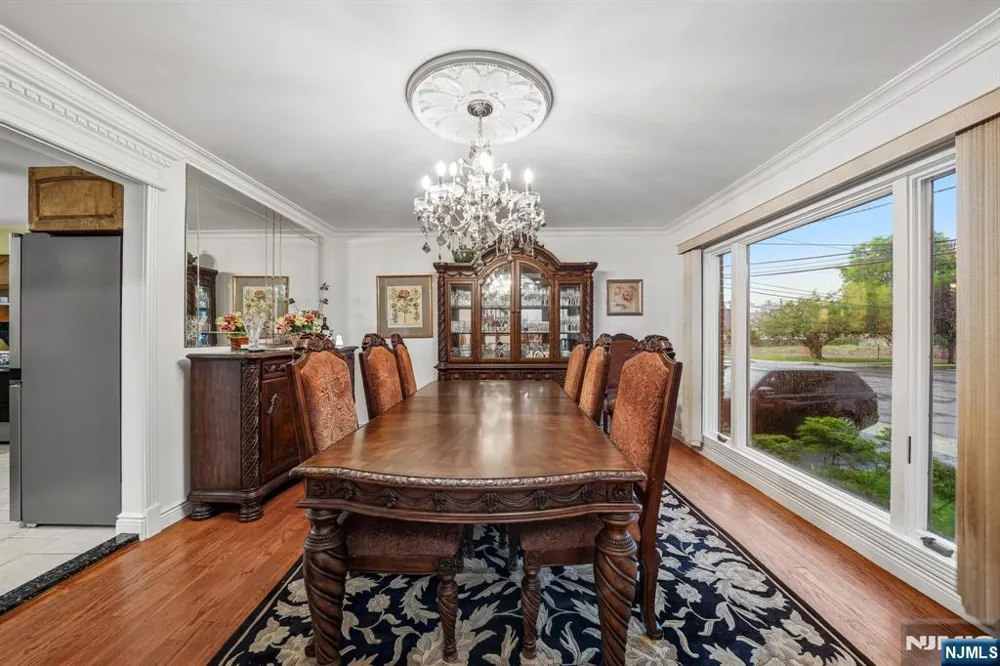18 Gail Place Secaucus, NJ 07094