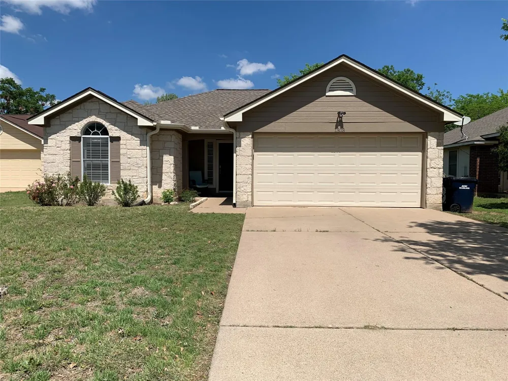 1303 Nightshade Lane Leander, TX 78641