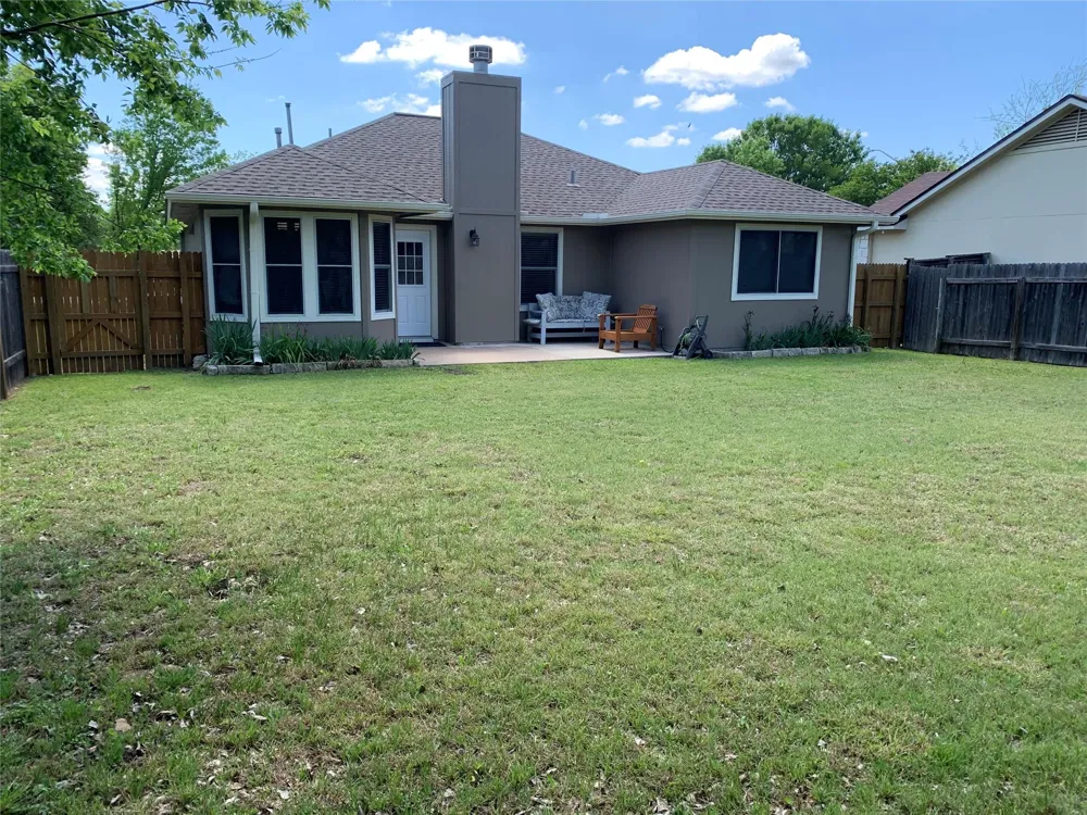 1303 Nightshade Lane Leander, TX 78641
