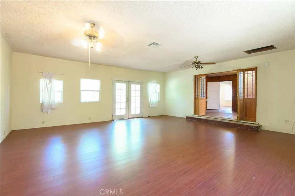 3485 Harding Riverside, CA 92506