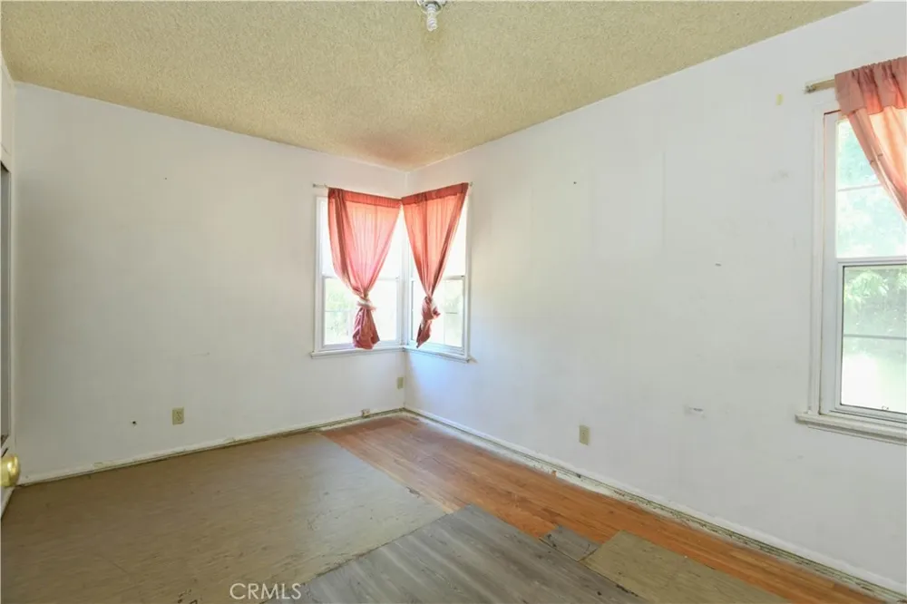 3485 Harding Riverside, CA 92506