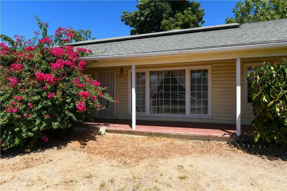 3485 Harding Riverside, CA 92506