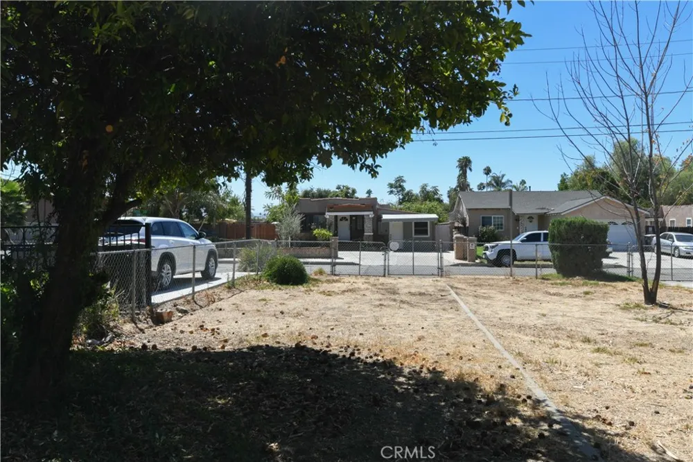 3485 Harding Riverside, CA 92506