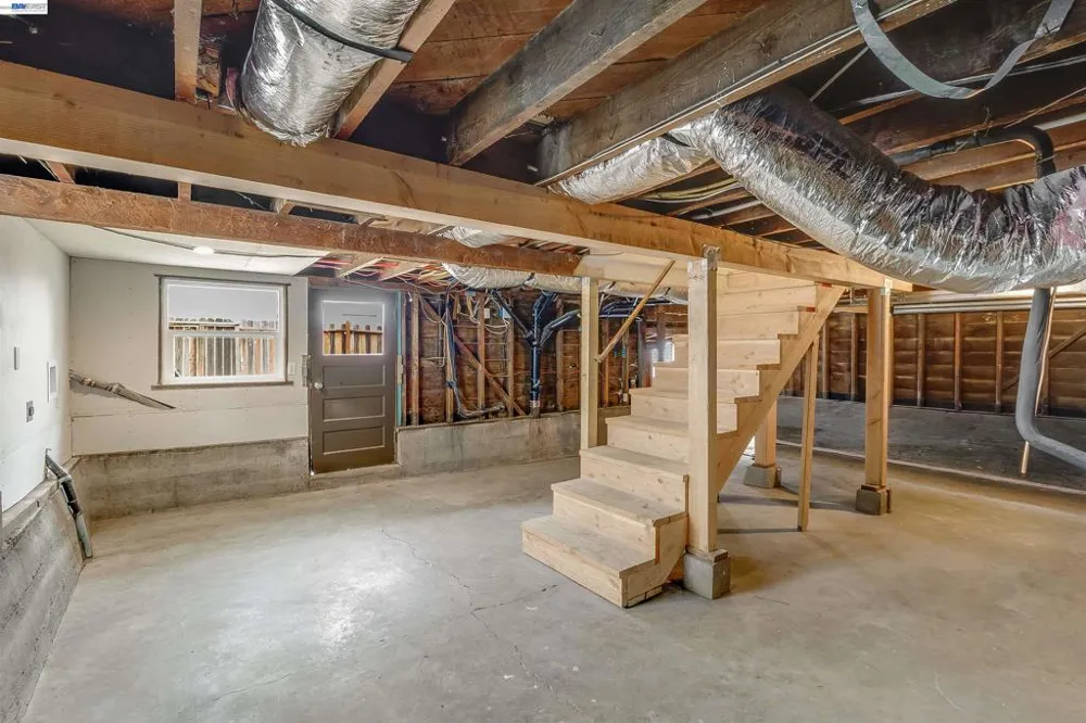 422 Monterey St Vallejo, CA 94590