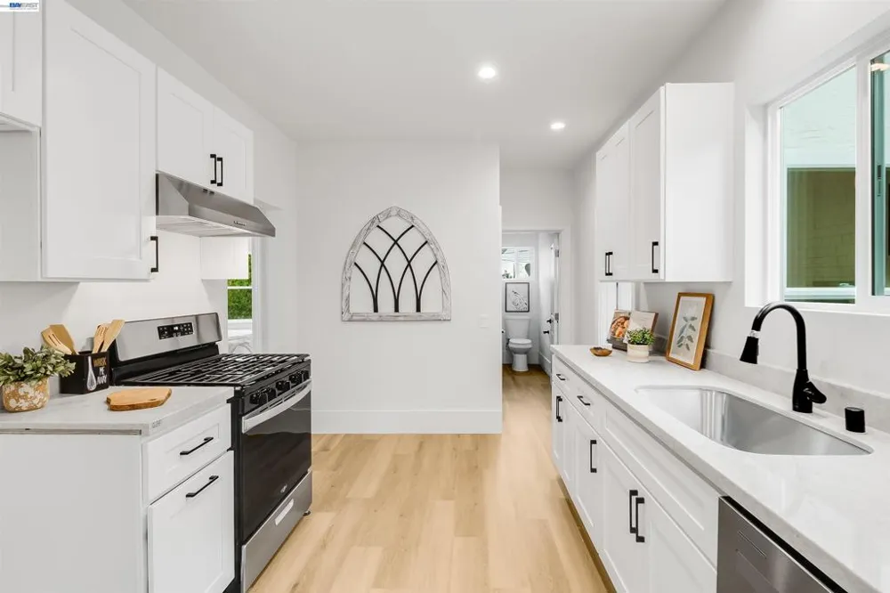 422 Monterey St Vallejo, CA 94590