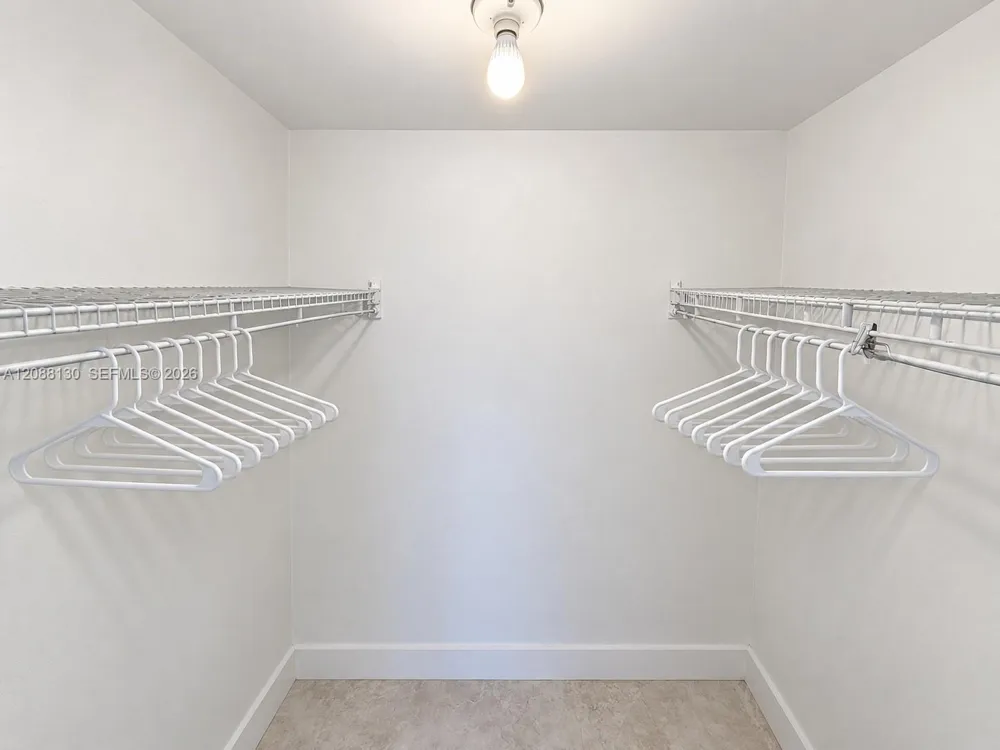 3725 S Ocean Dr #1402 Hollywood, FL 33019