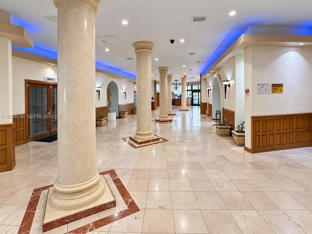 3725 S Ocean Dr #1402 Hollywood, FL 33019