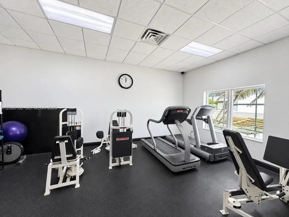 3725 S Ocean Dr #1402 Hollywood, FL 33019