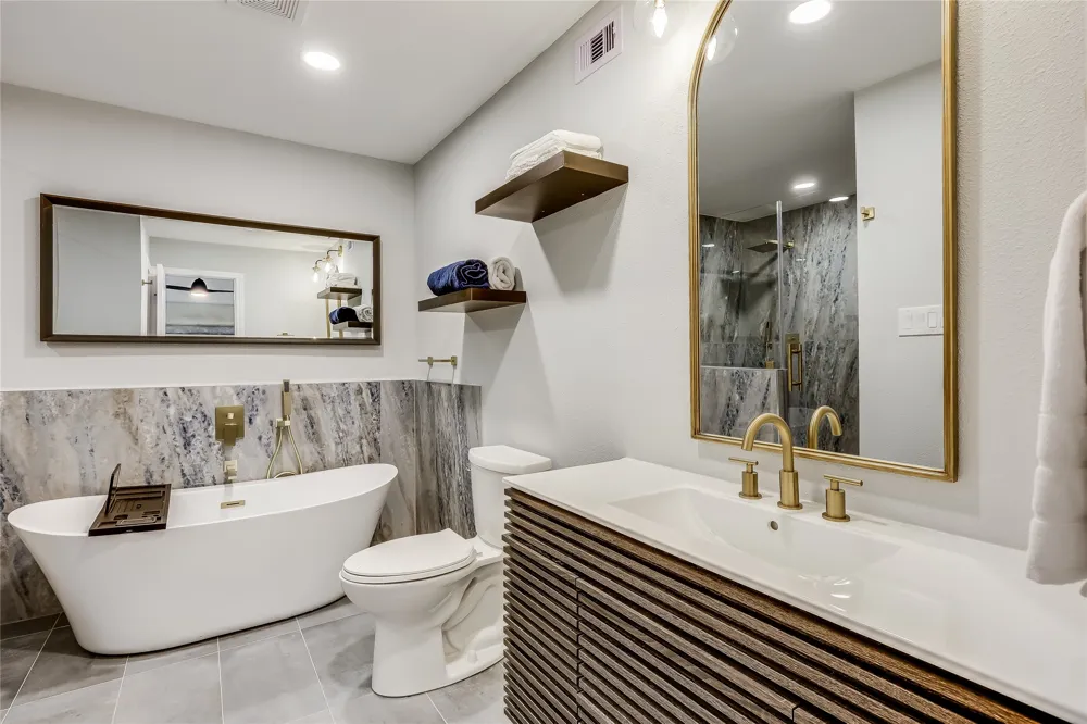 125 Comanche Point Point Venture, TX 78645