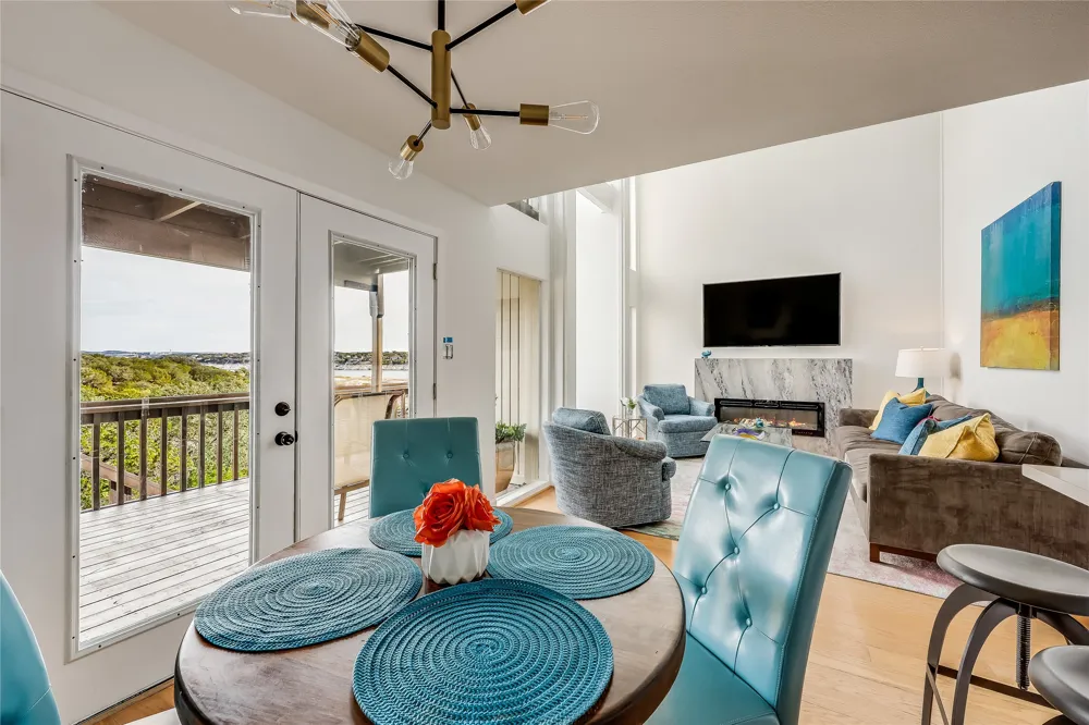 125 Comanche Point Point Venture, TX 78645