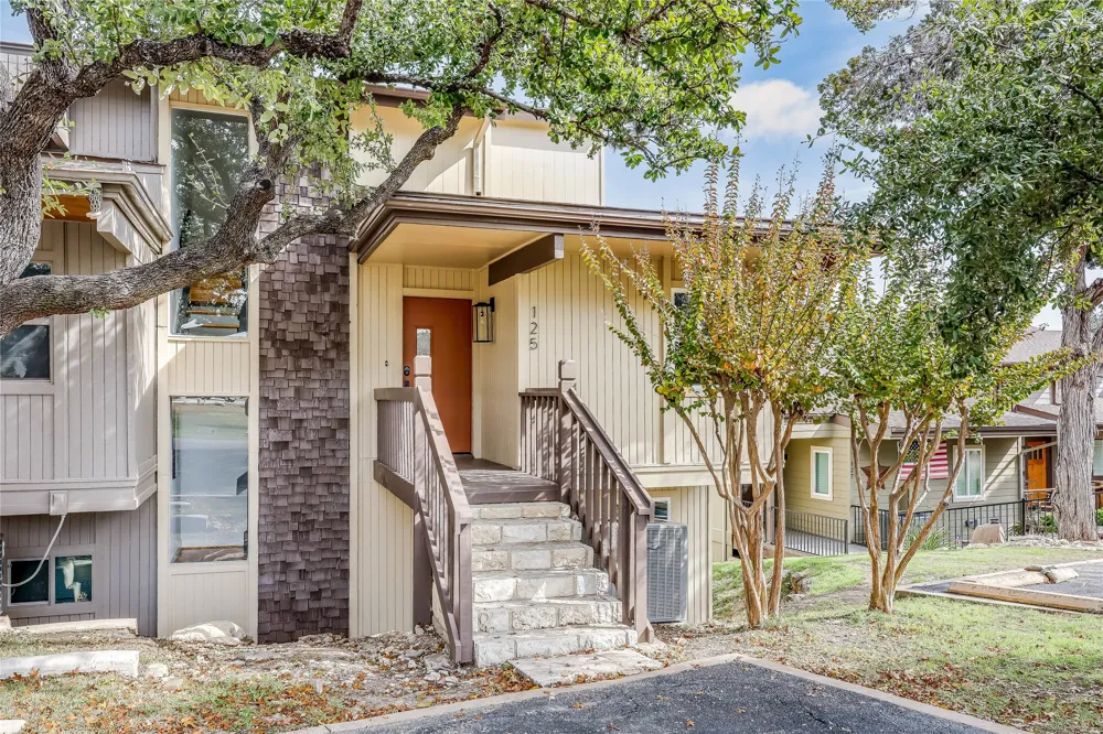 125 Comanche Point Point Venture, TX 78645