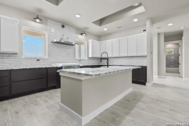 129 Rayner Pl Spring Branch, TX 78070