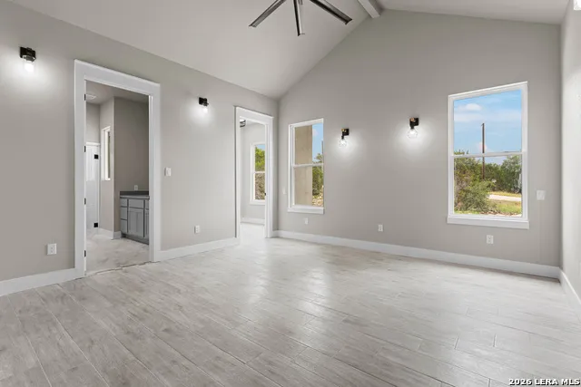 129 Rayner Pl Spring Branch, TX 78070