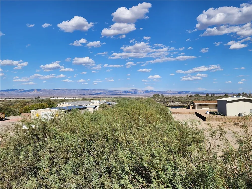 3950 Wetmore Needles, CA 92363