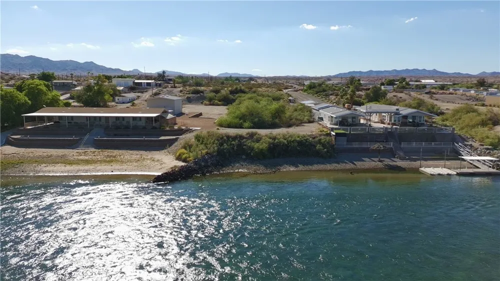 3950 Wetmore Needles, CA 92363