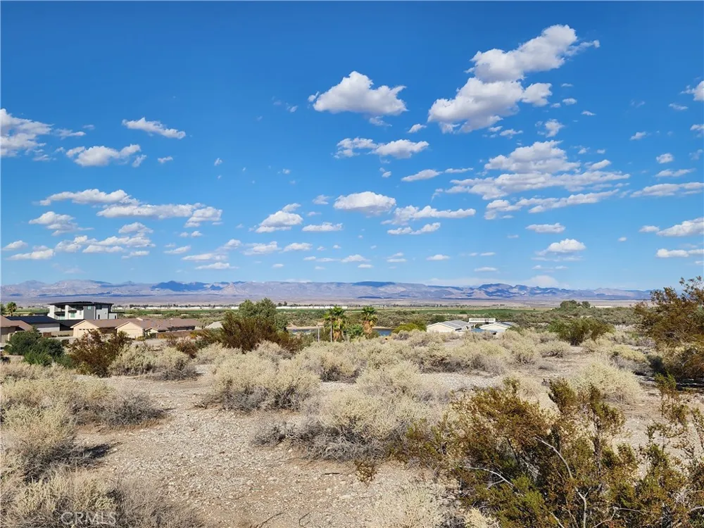 3950 Wetmore Needles, CA 92363