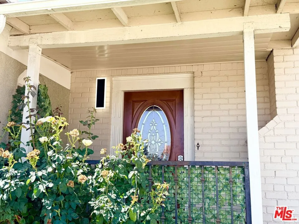359 Blackshear Avenue Los Angeles, CA 90022