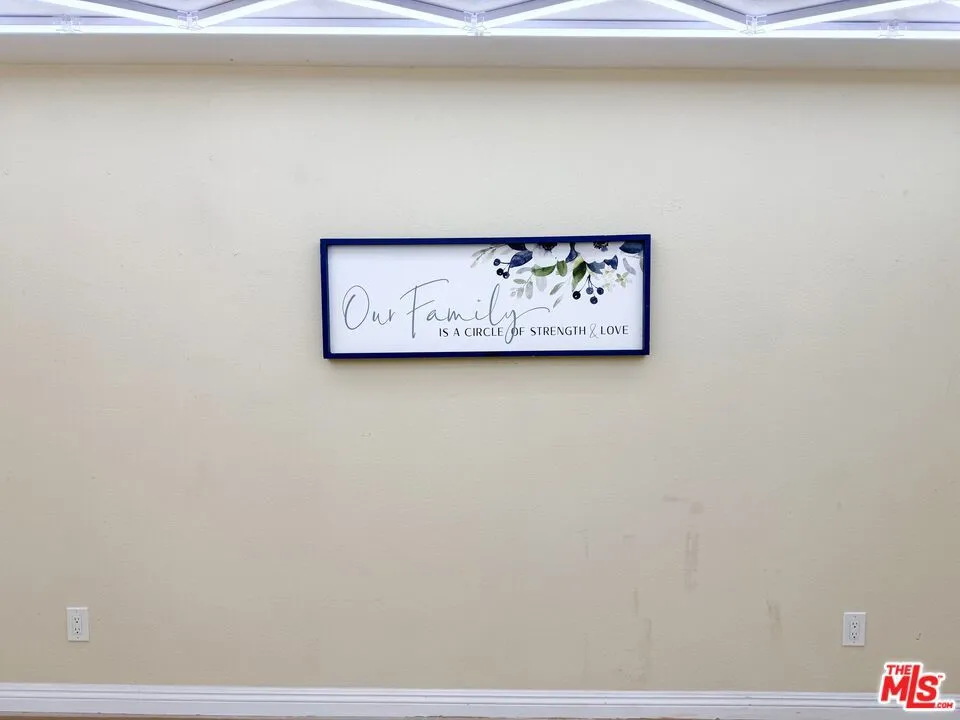 359 Blackshear Avenue Los Angeles, CA 90022
