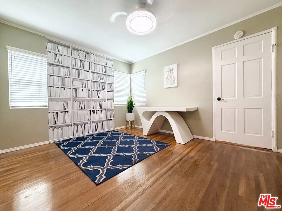 359 Blackshear Avenue Los Angeles, CA 90022