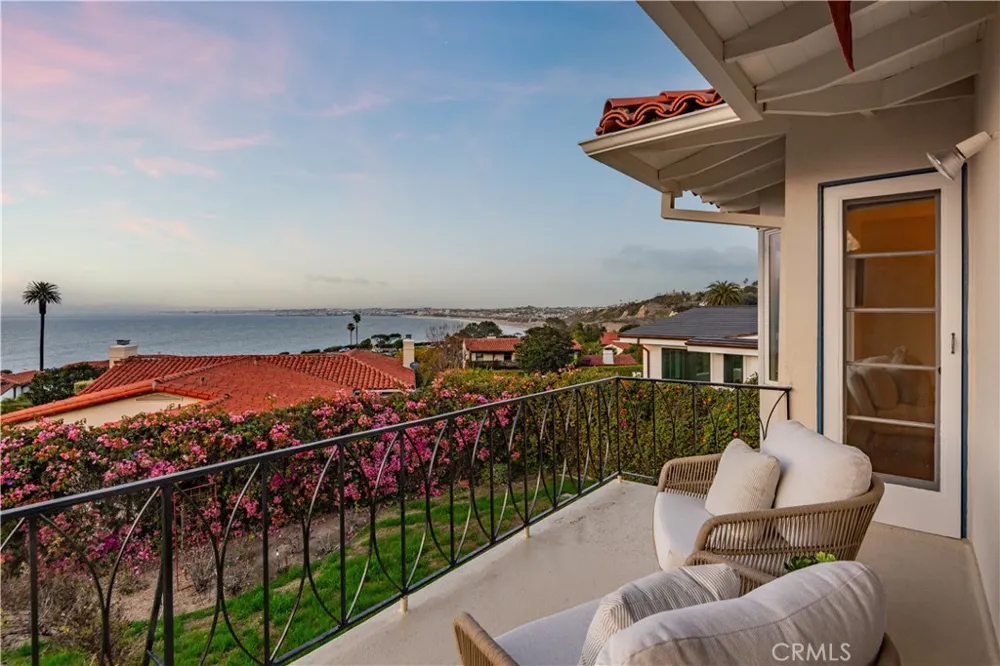417 Via Almar Palos Verdes Estates, CA 90274