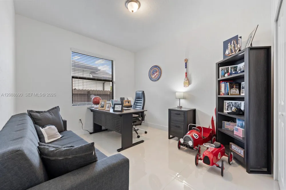 14540 SW 22nd St Miami, FL 33175