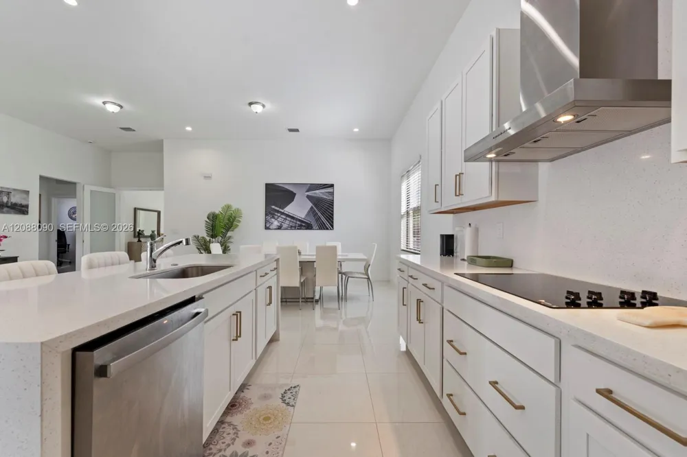 14540 SW 22nd St Miami, FL 33175