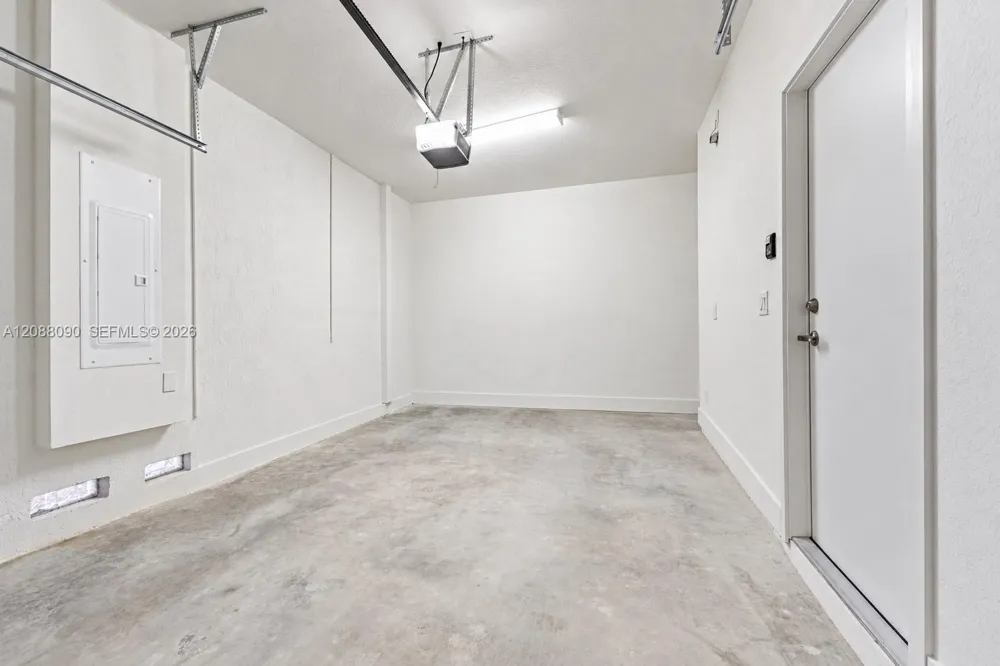 14540 SW 22nd St Miami, FL 33175