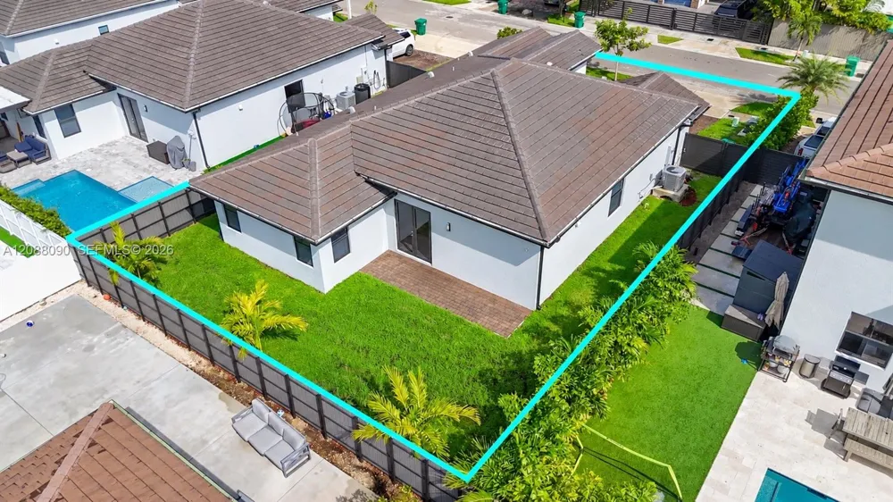 14540 SW 22nd St Miami, FL 33175