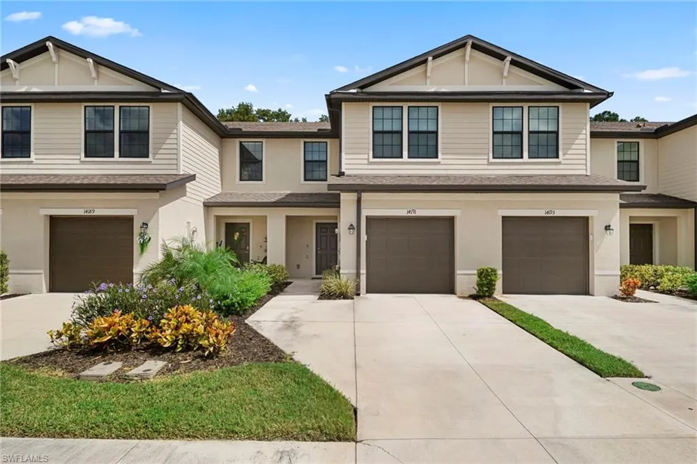 14191 oviedo Place Fort Myers, FL 33905