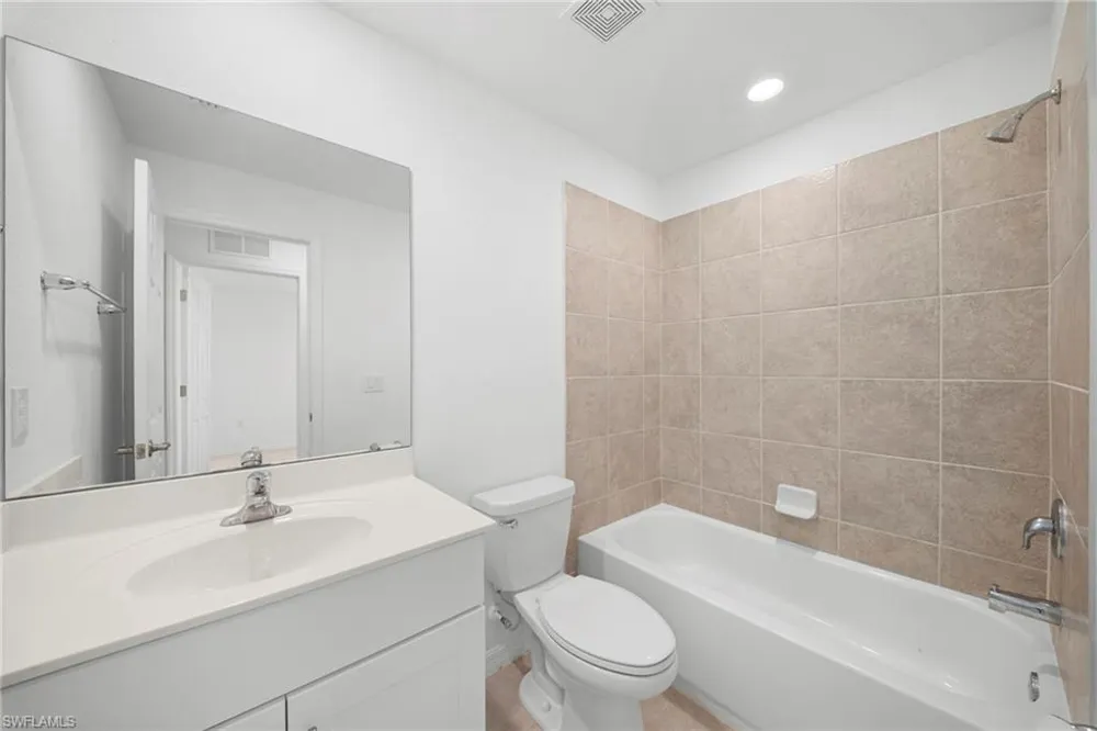 14191 oviedo Place Fort Myers, FL 33905