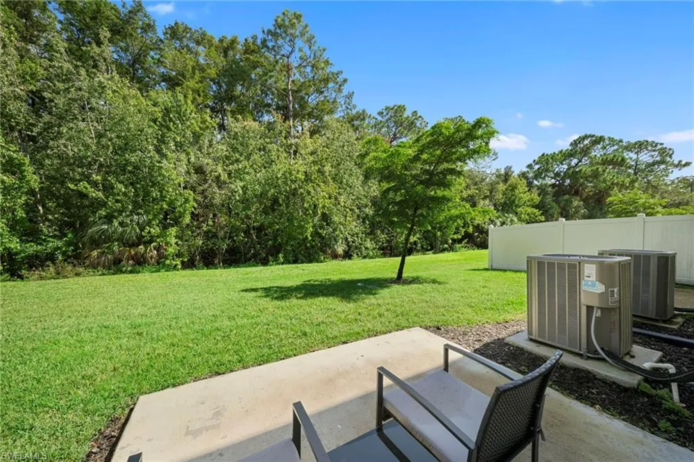 14191 oviedo Place Fort Myers, FL 33905