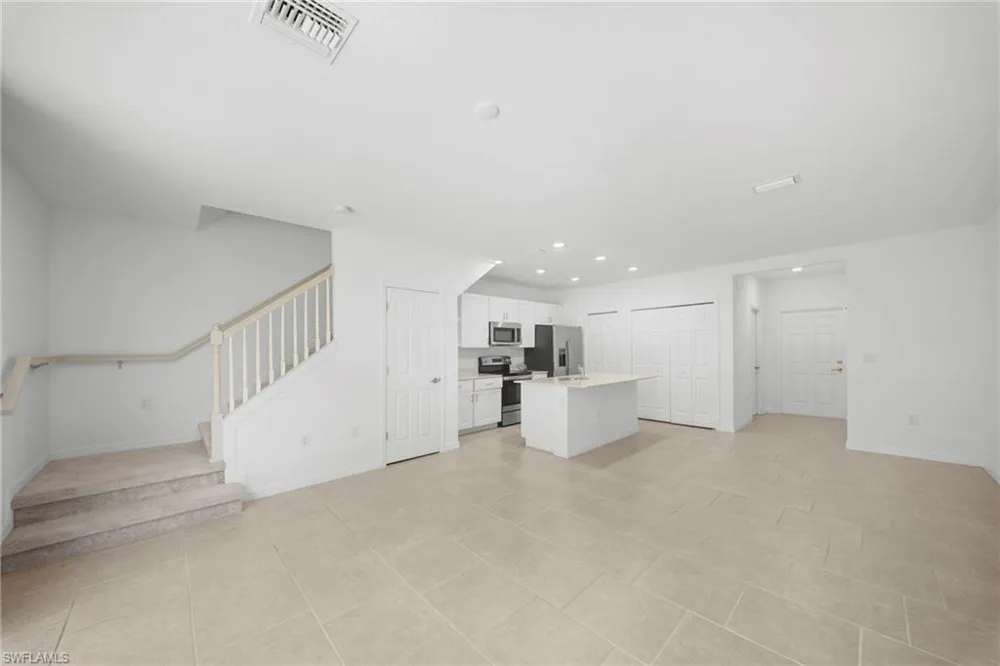 14191 oviedo Place Fort Myers, FL 33905