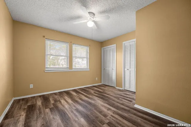 1033 E Live Oak Schertz, TX 78154