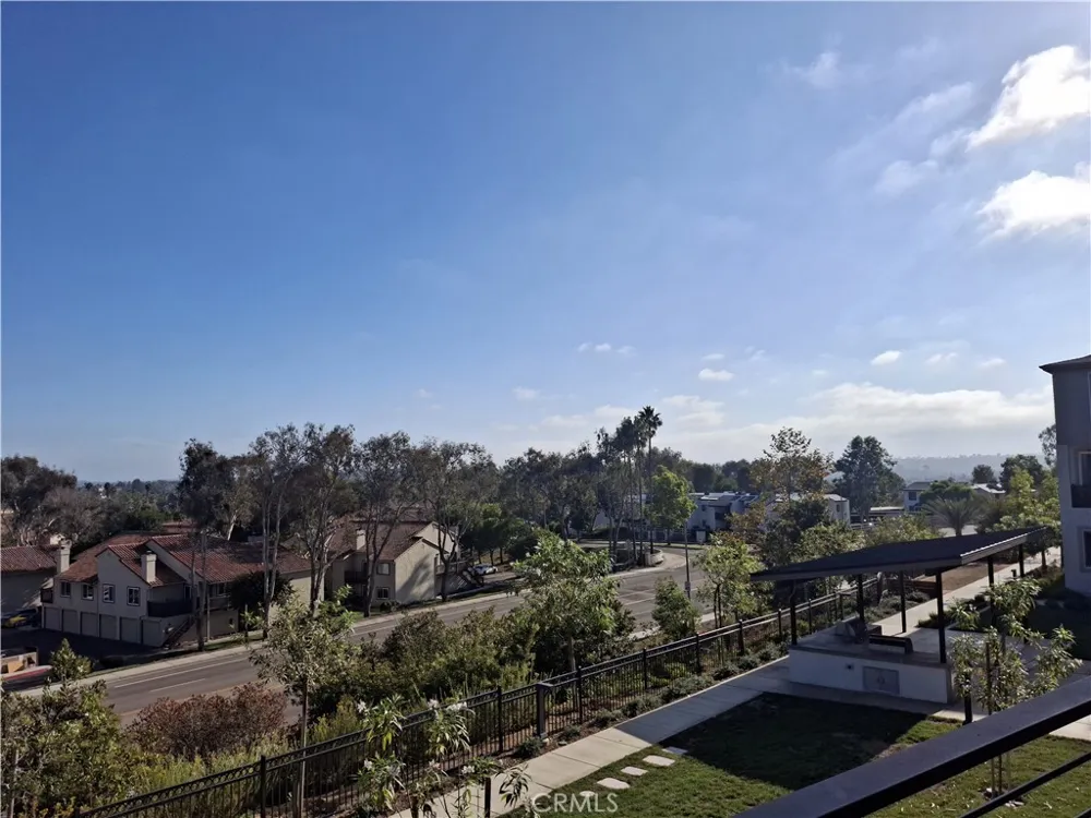 3555 Via Nido Carlsbad, CA 92009